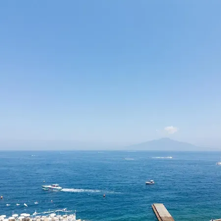 Maison Marika Σορέντο