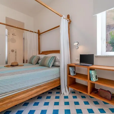 Maison Marika Apartament *
